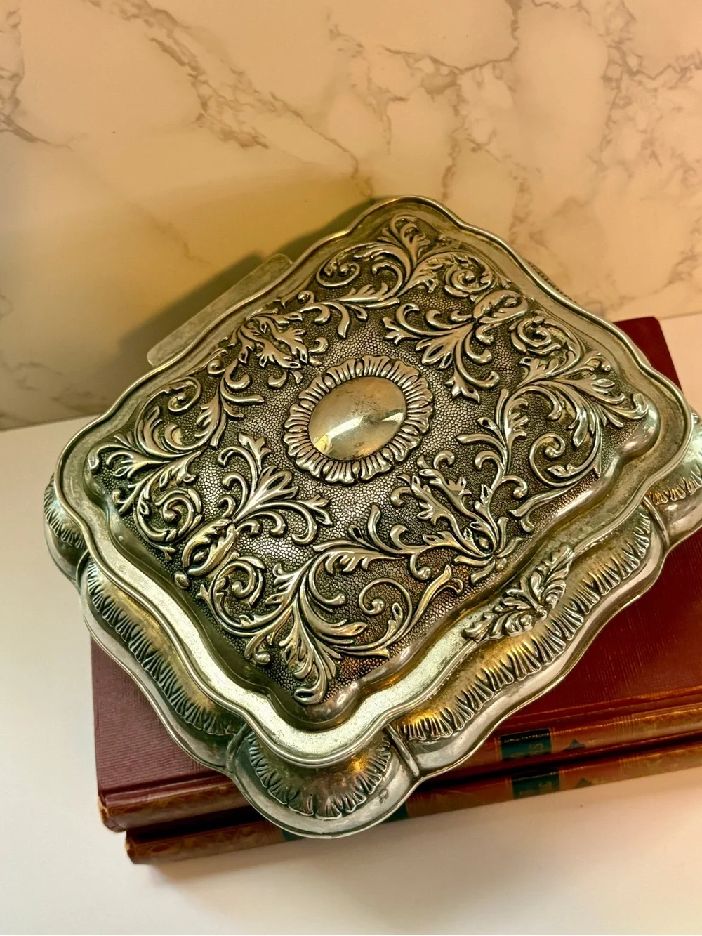 Vintage Godinger Silver Plated Embossed Jewelry Box